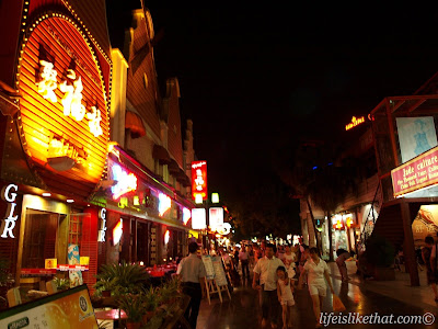 guilin, pedestrian street