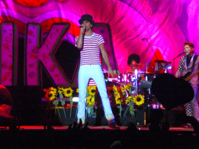 Mika12