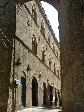 [volterra[9].jpg]