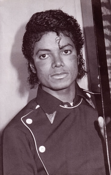 thriller_platinum25283_0211.jpg