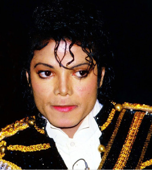 Sexiest-Man-michael-jackson-14285629-586-657.jpg