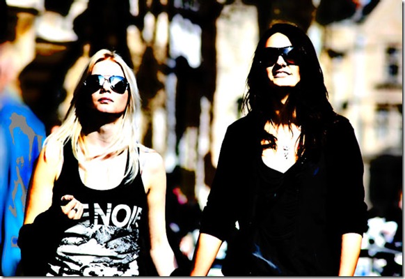 Creating Fashion Contrast Photo Effect 12
