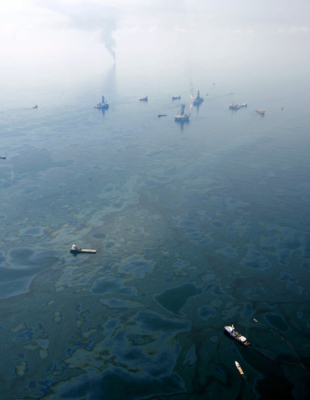 39 boats and ships work the source of the Deepwater Horizon oil spill site, collecting, skimming and burning off oil leaking from the severed pipe, Monday, June 14, 2010. PHOTO BY TED JACKSON / THE TIMES-PICAYUNE