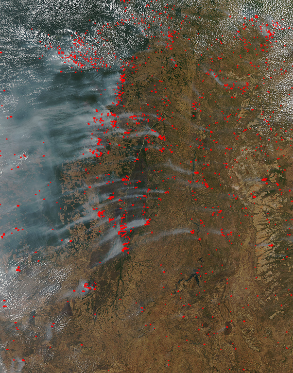 Fires in eastern Brazil, 2 September 2010 at 16:50 UTC. Satellite: Aqua, rapidfire.sci.gsfc.nasa.gov