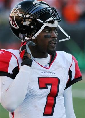 [070813_michaelVick_vmed5p.widec[4].jpg]