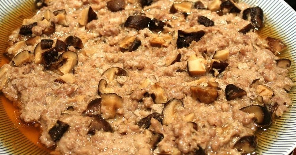 Whisky Green Tea Steamed Minced Pork With Shiitake Mushrooms