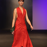 presentace nastavení 1 sec. LÉTO- NYMFY finále Top Styl Designer 2006 UNIVERSE VERSE UNI -střih bezezbytku - společenský oděv