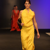 presentace nastavení 1 sec.LÉTO- NYMFY finále Top Styl Designer 2006 UNIVERSE VERSE UNI -střih bezezbytku - společenský oděv
