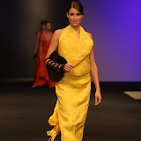 presentace nastavení 1 sec. LÉTO- NYMFY finále Top Styl Designer 2006 UNIVERSE VERSE UNI -střih bezezbytku - společenský oděv