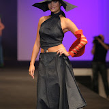 presentace nastavení 1 sec.ZIMA -PRINCEZNY finále Top Styl Designer 2006 UNIVERSE VERSE UNI -střih bezezbytku - společenský oděv