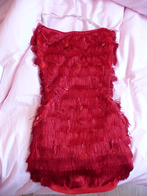 Latine à franges rouges : tous les détails de la décoration et customisation !