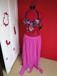 Costume de danse orientale violet : une jupe en voiles mousseline !