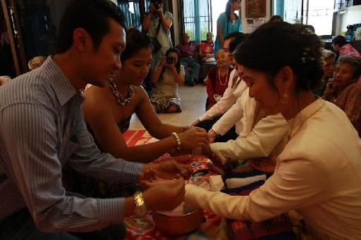 nuanjit wedding day