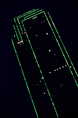 [building[3].jpg]