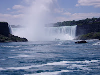 On the Maid, heading towards the Canada Falls (Niagara Horsehoe Falls)