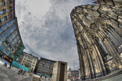 DSC07927_8_9_tonemapped.jpg