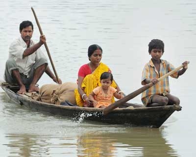 [Assam-flood[2].jpg]