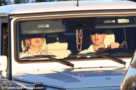 [britney-pics18-blogbritneyspears[7].jpg]
