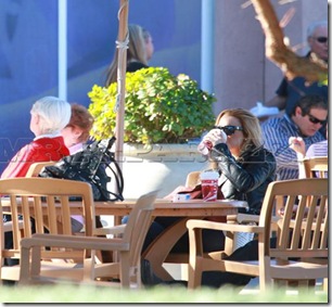 Lindsay Lohan-pics1211-blogbritneyspears6