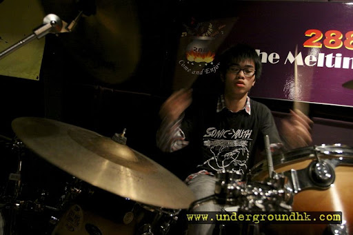 http://lh4.ggpht.com/_qSkrGIJDzqQ/S0xeoG8HNwI/AAAAAAAAyek/5313w3g2SS8/U91091.jpg