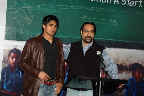 [Vijendra Singh & Jaswinder S Ahuja[3].jpg]