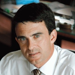 [manuel valls[2].jpg]