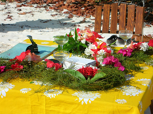 Table and Vine