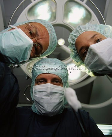 [surgery[15].jpg]