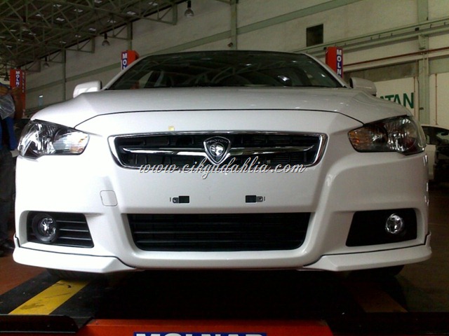 [new-proton-waja-2010[9].jpg]