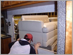 2-Sofa placed on forklift 2-Sofa placed on forklift