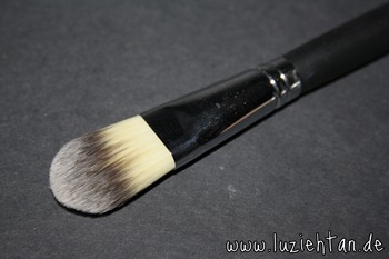 foundationbrush