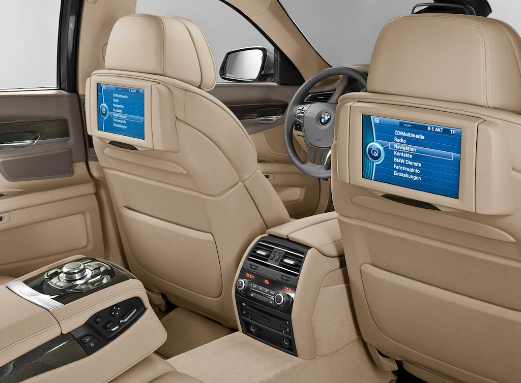 BMW 7 series 02