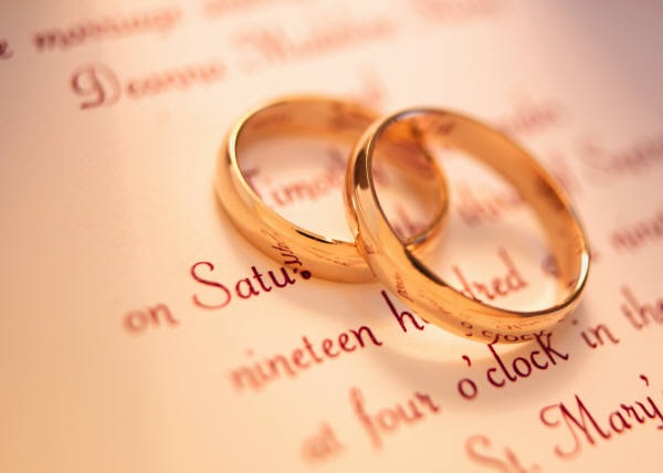 [wedding rings[6].jpg]