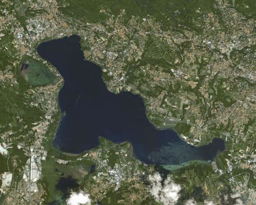 [lago-di-varese-satellite[3].jpg]