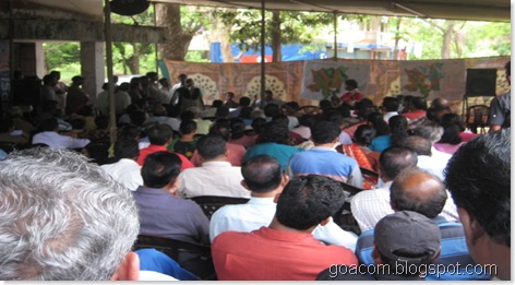 Goans protesting panchayat act amendment