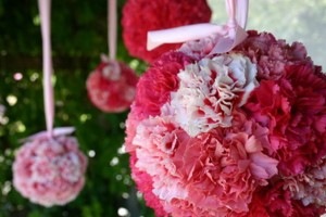 [wedding-bouquet-arrangement-300x200[4].jpg]