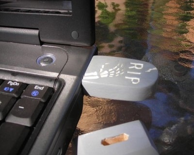 [RIP usb flash drive 2[4].jpg]