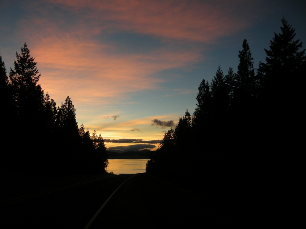 [surnise on the way to work (1)[8].jpg]