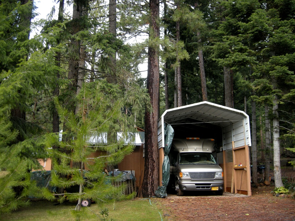 [April yard Rocky Point (7)[5].jpg]