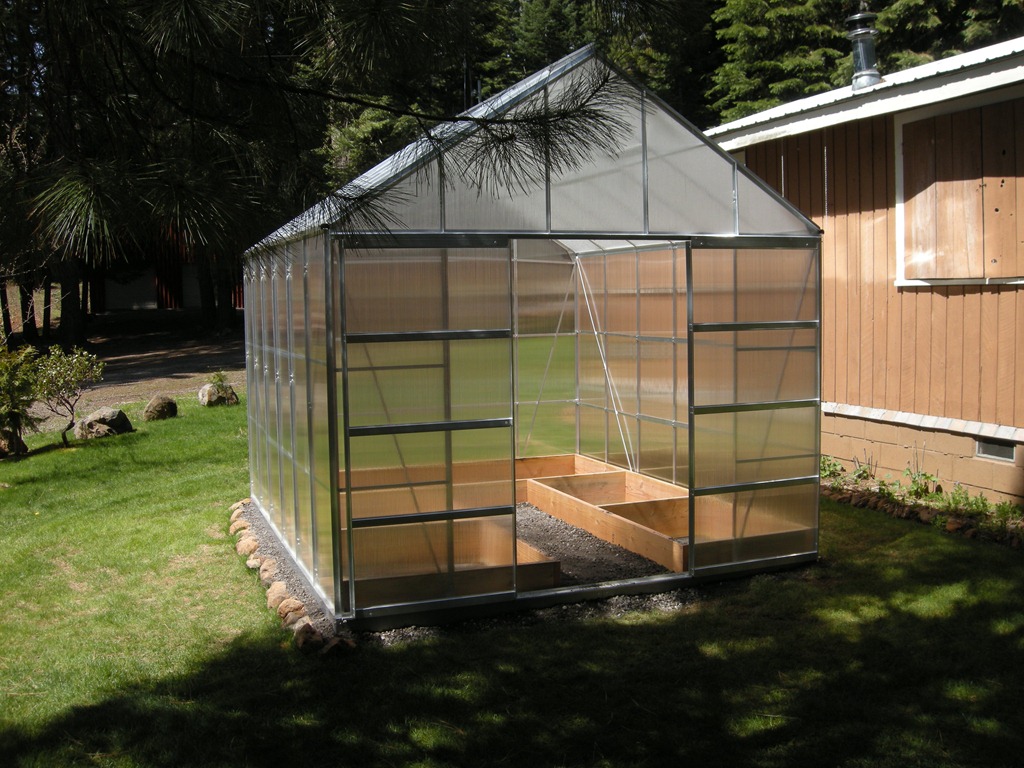 [greenhouse-5-12-2011-9-59-15-AM10.jpg]
