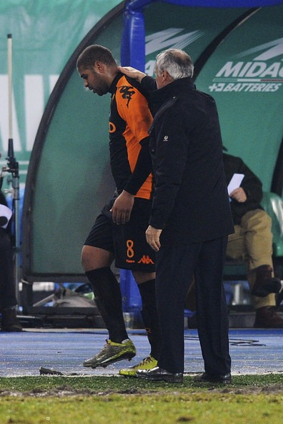 [Adriano+AC+Chievo+Verona+v+Roma+Serie+JyLAjReIAGQl[3].jpg]