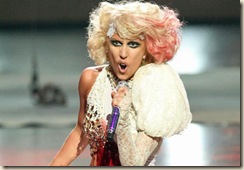 lady-gaga-sangue-550 lady-gaga-sangue-550