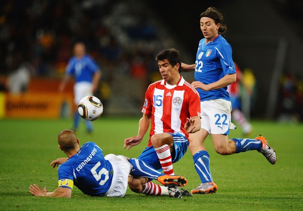 [Italy+v+Paraguay+Group+F+2010+FIFA+World+Cup+2A5r3T7Yrjpl[4].jpg]