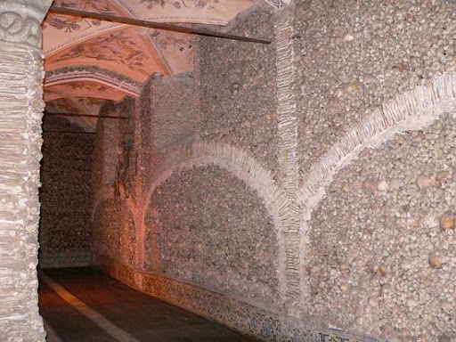 Ossuários ao redor do mundo