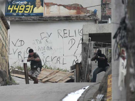 Fotos da guerra no RJ