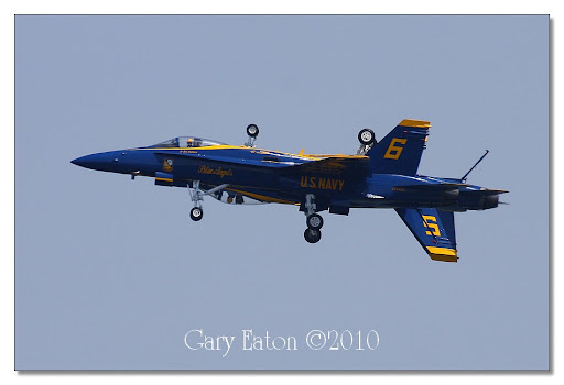 IMAGE: http://lh4.ggpht.com/_rSR7KcWAKvs/S82xV58P-5I/AAAAAAAAE9M/LKWiythfa7c/IMG_0123.jpg