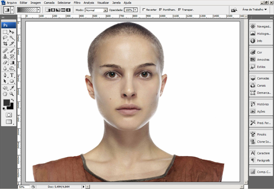 Abra a imagem da modelo no Photoshop
