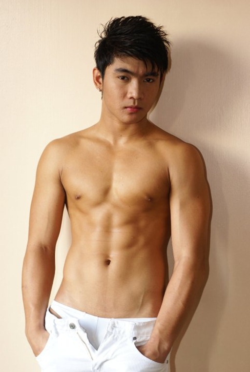 Asian-Males-Asian-Male-Model-Mark-Revilla-17