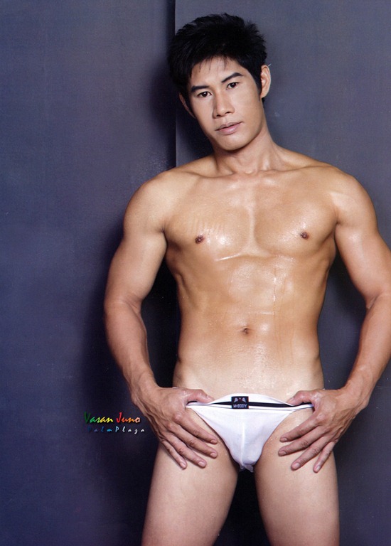[asian-males-Stage Magazine 53 - Sexy and Strong-3[5].jpg]