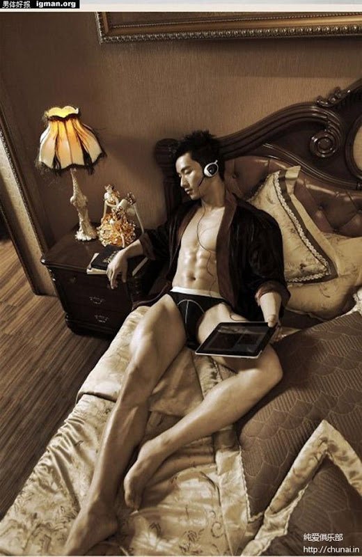 Asian-Males-Handsome Male Model in Luxurious life-6